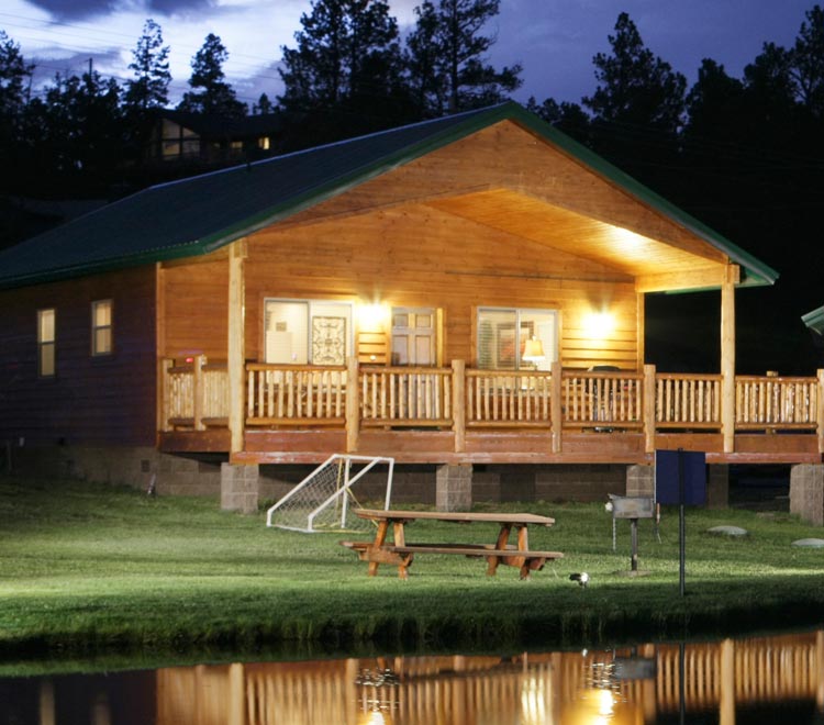 Cabins Sleep 8 room1